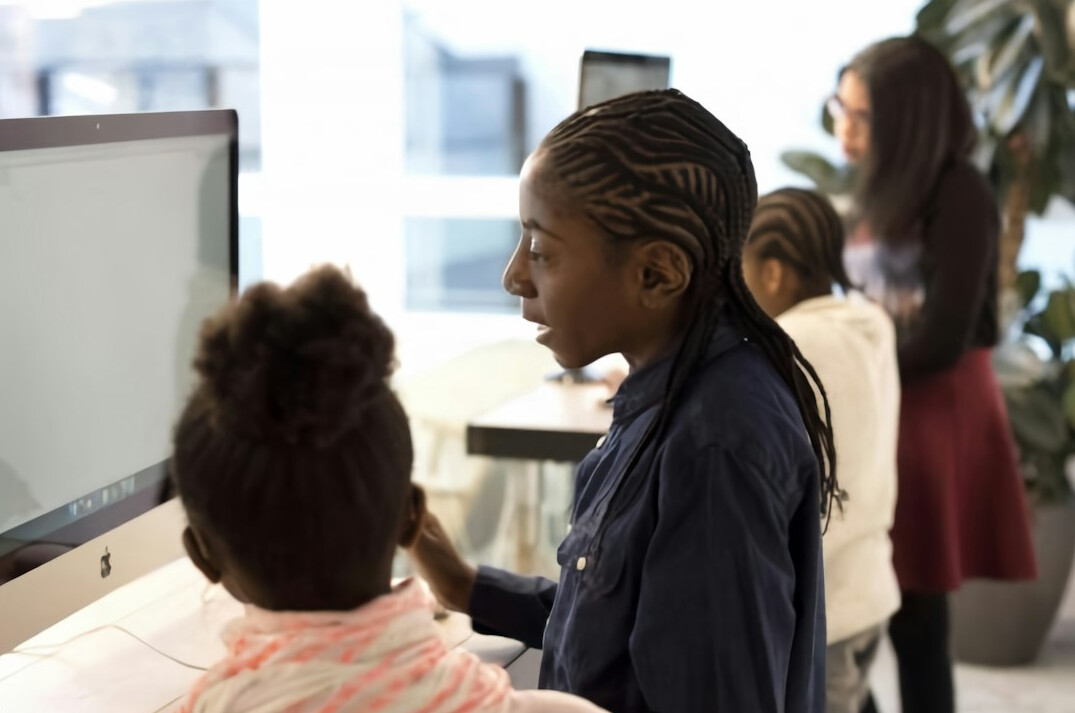 kids collaborating on code